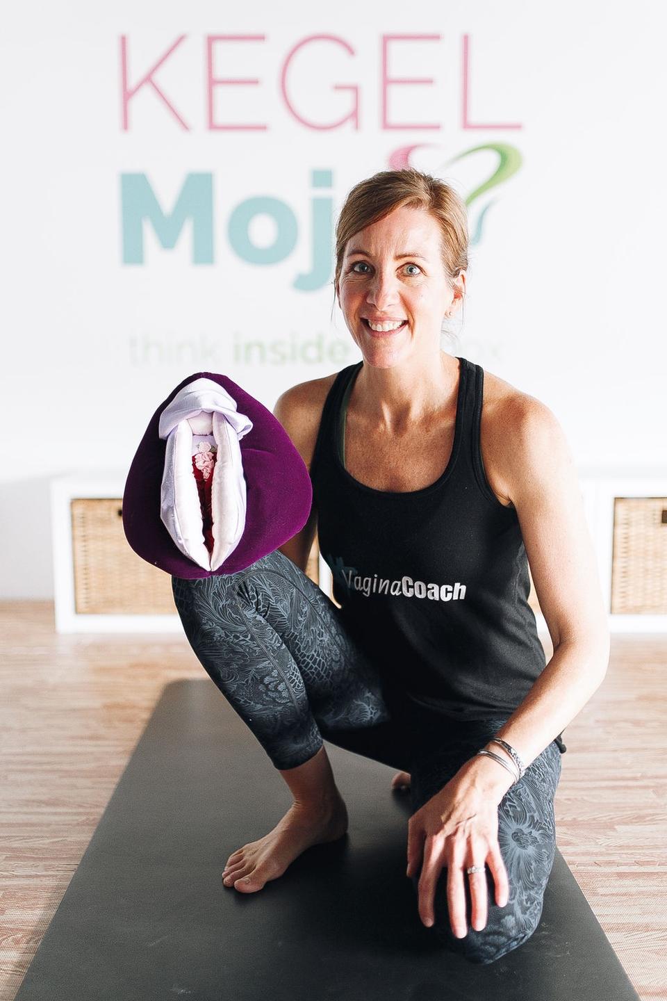 Exercises to strengthen the pelvic floor I The Buff Muff App