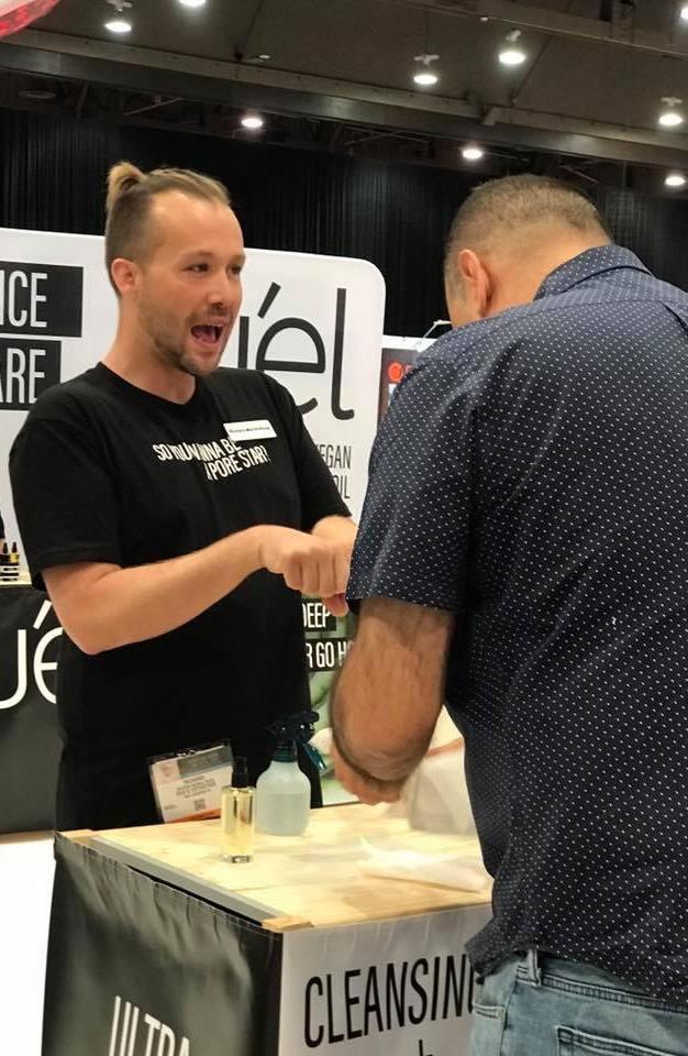 Richard Merrill sharing his passion for the TUEL Deep Pore Cleansing Duo at the 2017 IECSC Las Vegas Tradeshow