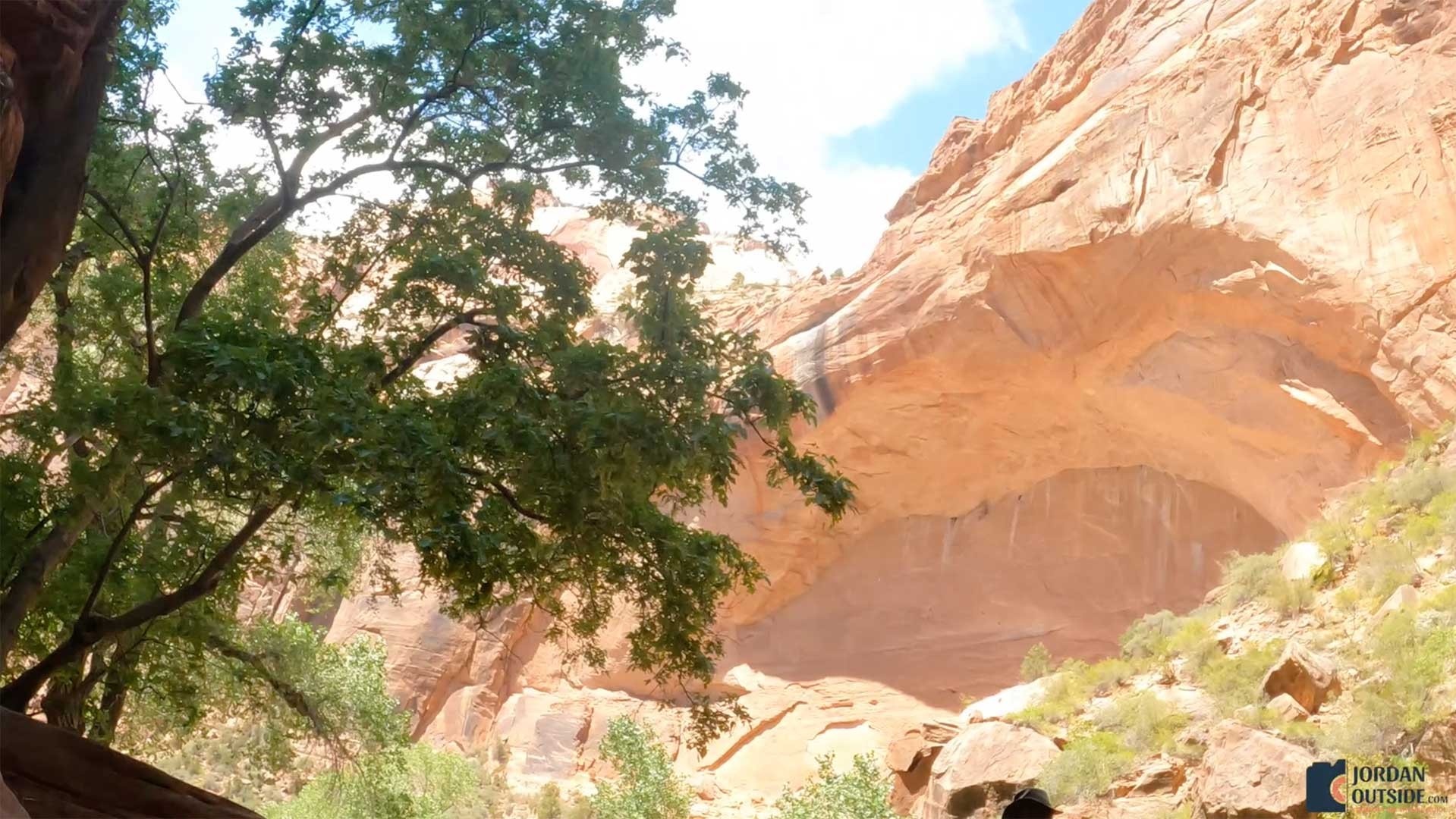 Arch in Pine Creek Canyon