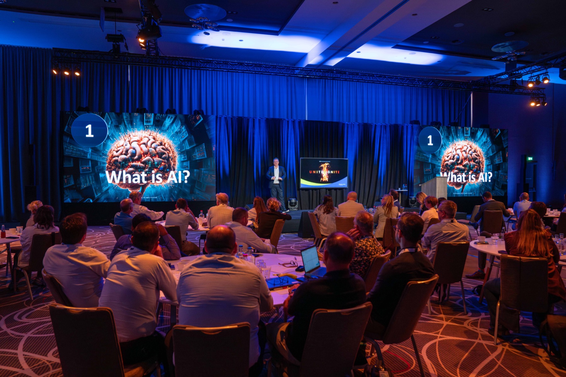 Thierry Moubax delivering a keynote on AI