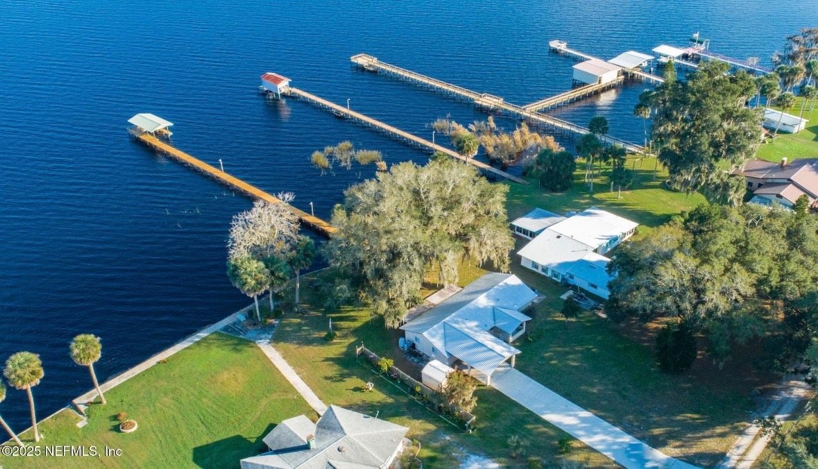 Jacksonville waterfront homes