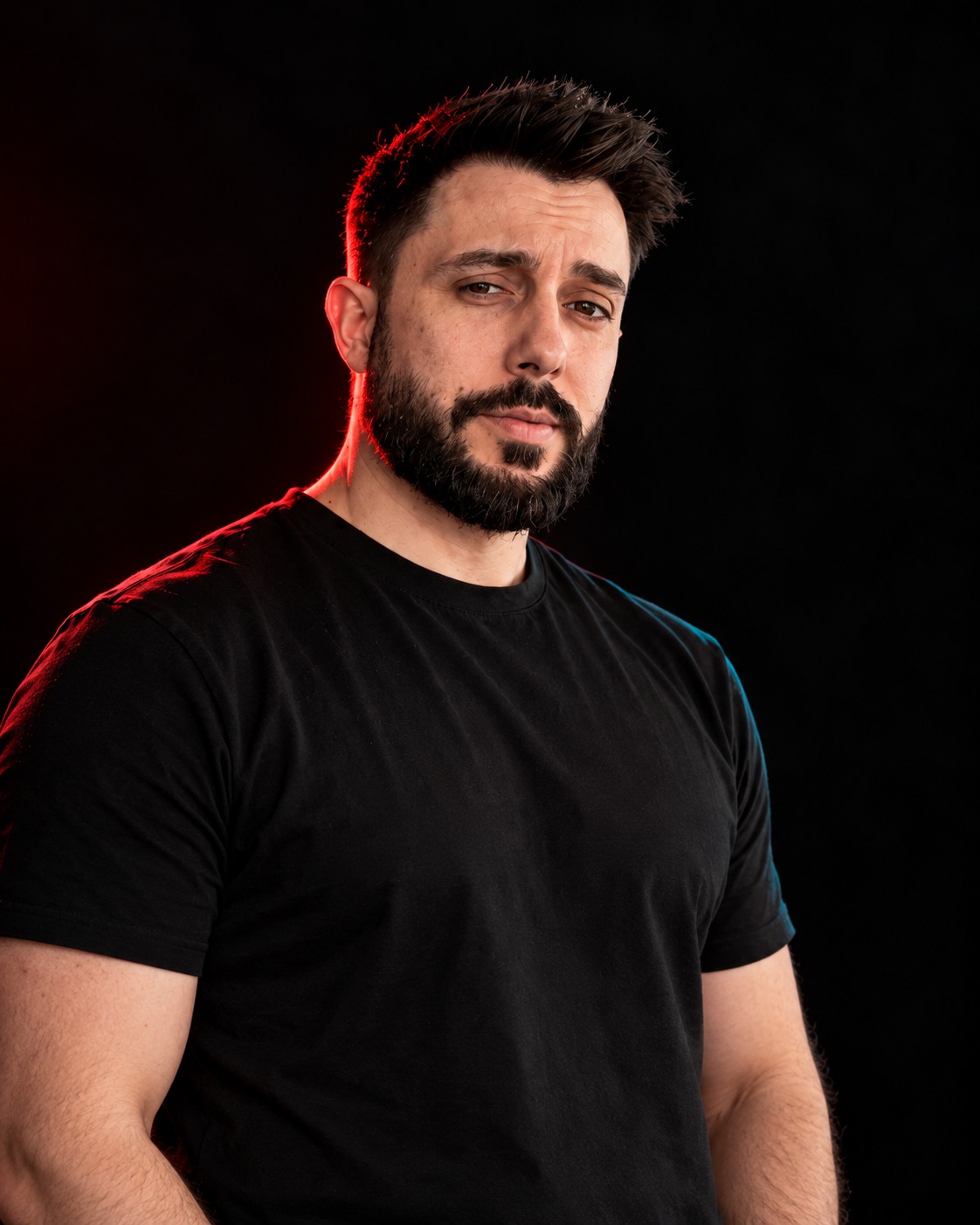 Taher Sonu, autorul cărții