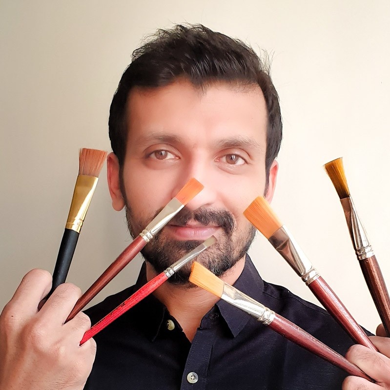 Online calligraphy workshop instructor, Calligraphy Master Crew Member Sachin Shah Calligrapher and Lettering Artist