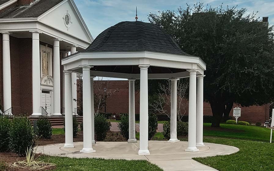 L-shaped Cedar Pergola